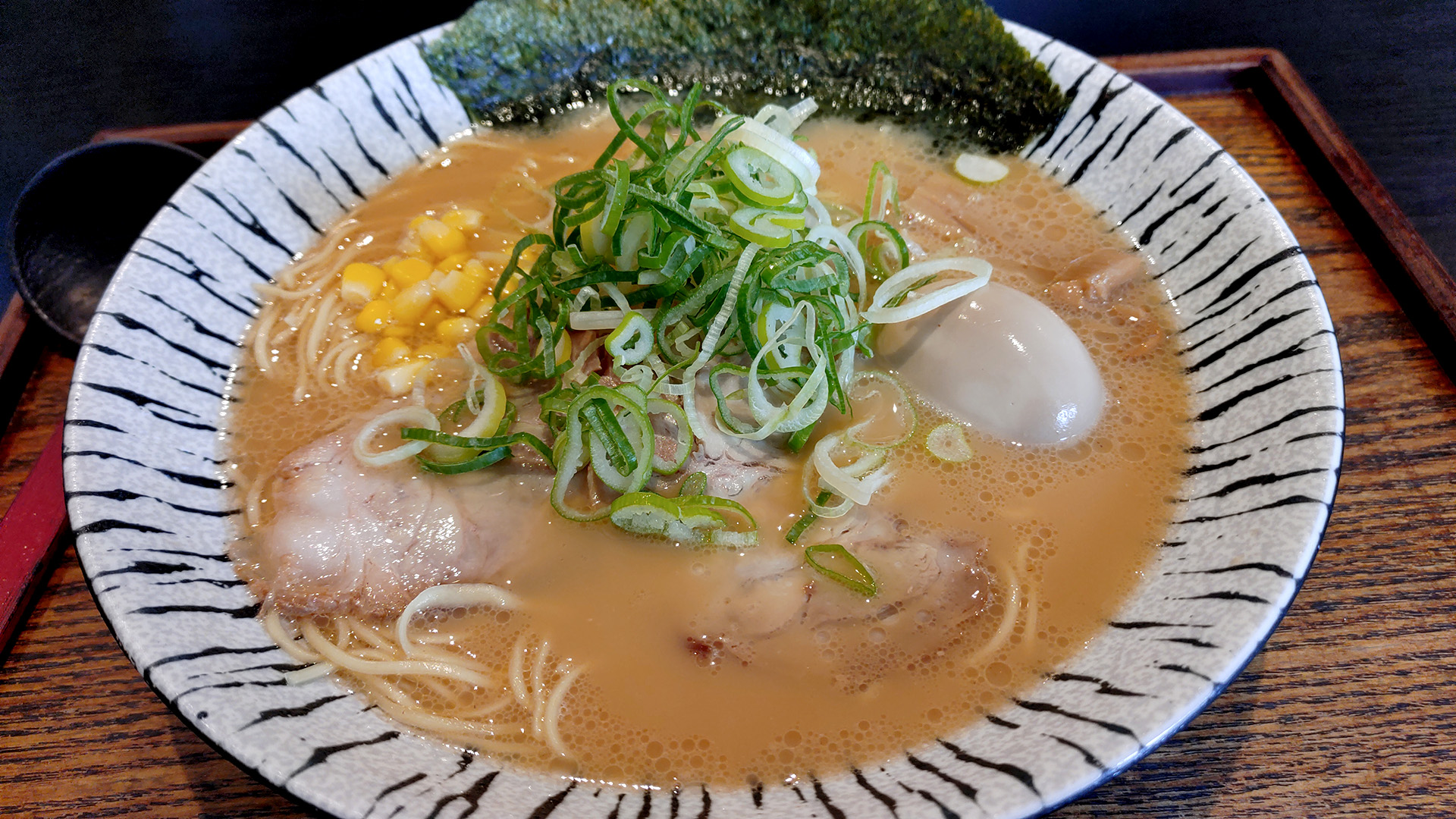 【神戸グルメ】西区伊川谷にあるいつも混んでる人気のラーメンのお店