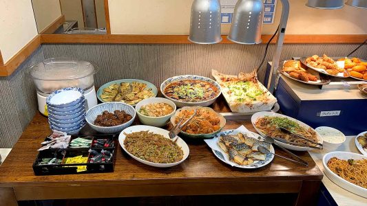 食べ放題