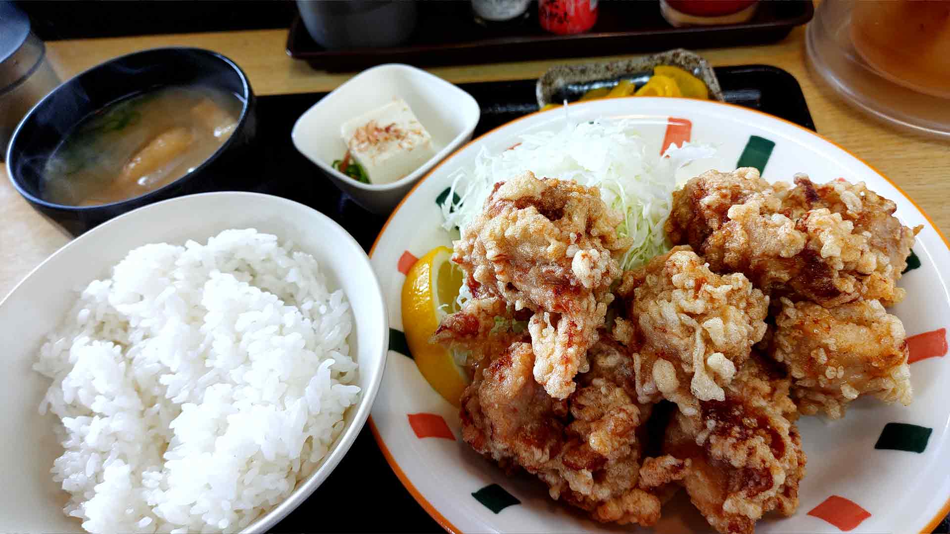 【神戸グルメ】御影にある地元で人気のテイクアウトもできる定食屋さん