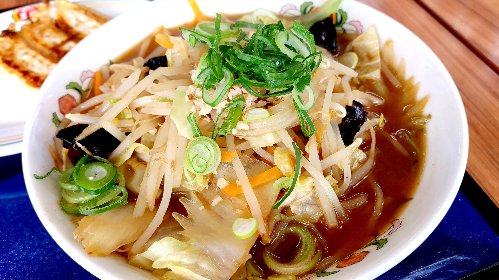 【神戸グルメ】餃子の王将で３月限定メニュー『野菜煮込みラーメン』をやっています