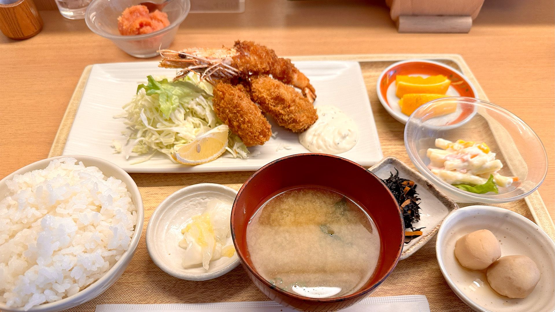 【神戸グルメ】定食注文で無限明太子ご飯！ご飯とお味噌汁と明太子が食べ放題のお店