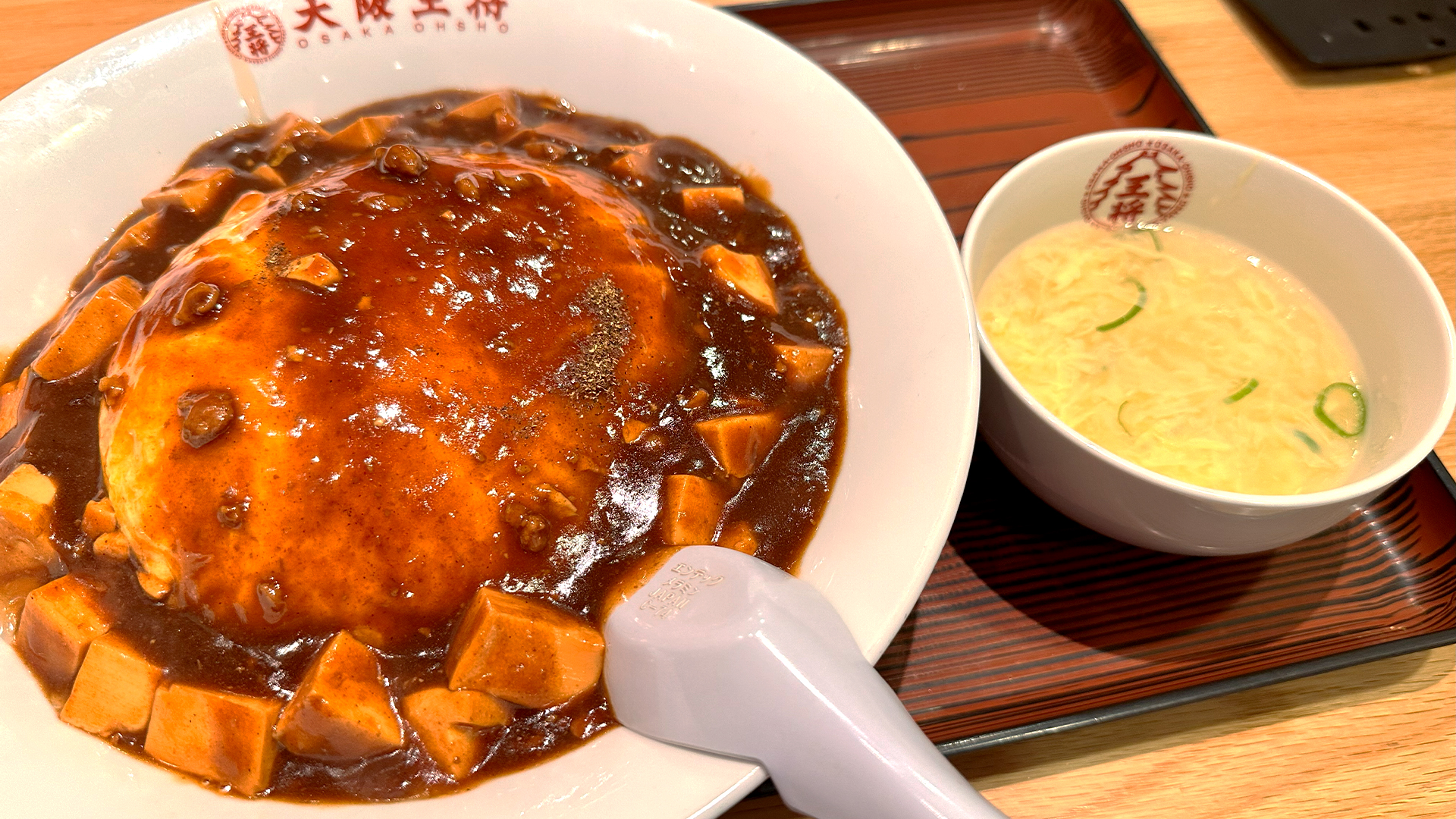 【神戸グルメ】毎週木曜日は餃子の日 毎月18日は天津飯の日！三宮サンキタ通にある中華料理チェーン店