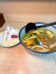 東京そば 幸福 おにぎりとカレーうどん