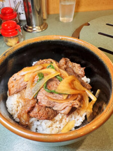 元祖平壌冷麺屋 本店 肉丼