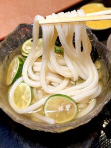 凡蔵 すだち冷かけうどん