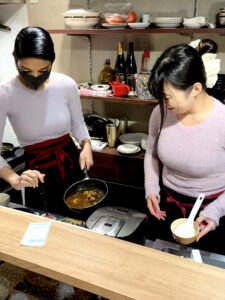 しめ乃 調理中